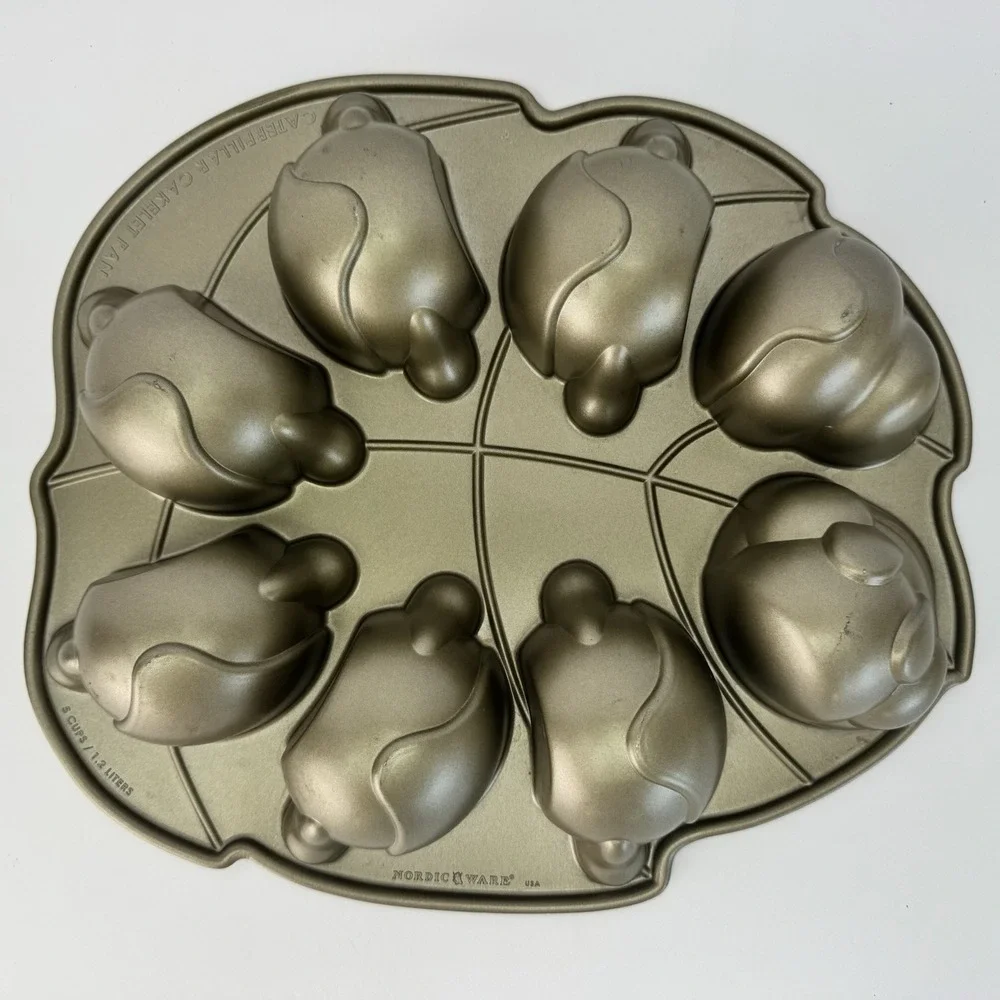 Nordic Ware Caterpillar‎ Cakelet Cake Pan Mold Non Stick Cast Aluminum